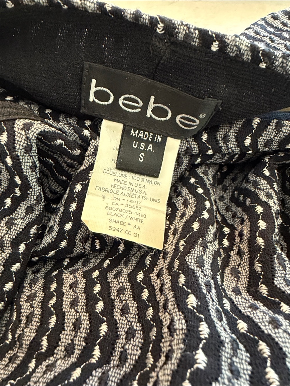 bebe Black & Gray Zigzag Knit Tank - Picture 3 of 3